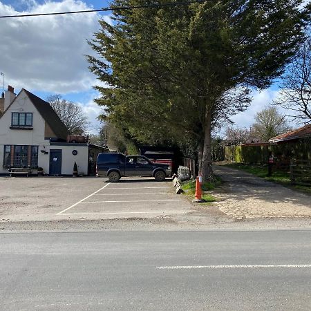 Chase Bungalow Billericay Bagian luar foto